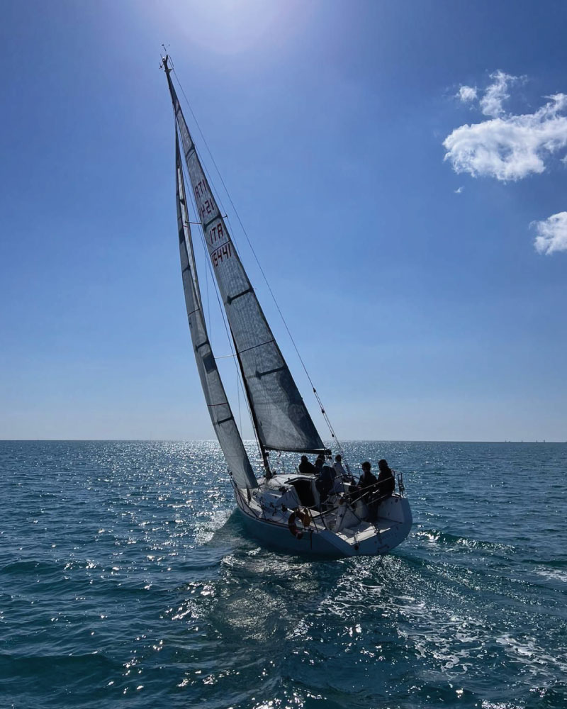 Vela nel golfo di Anzio